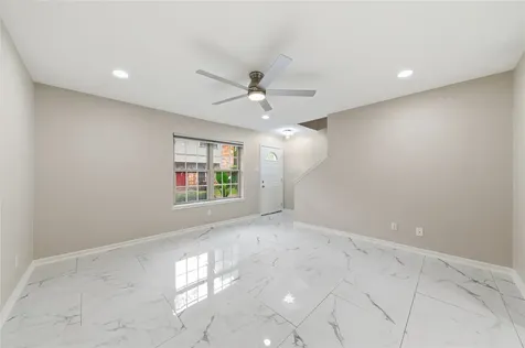 515 Tallowood Road 15 Houston TX 77024
