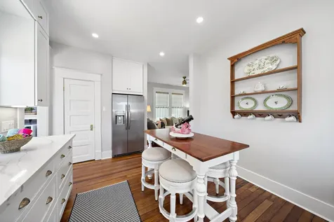 2415 37th Street Galveston TX 77550