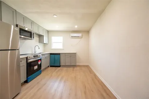914 Church Street 11 Galveston TX 77550