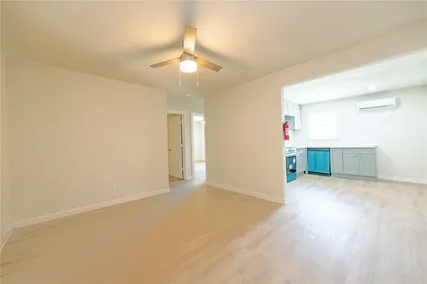 914 Church Street 11 Galveston TX 77550