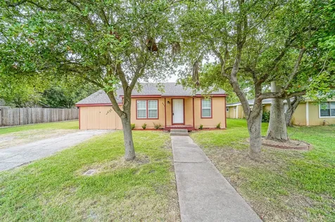 118 S Avenue C Freeport TX 77541