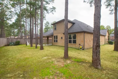 11 Sawbridge Circle The Woodlands TX 77389