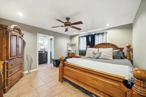 5923 Pine Needle Lane Pasadena TX 77505
