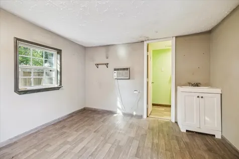 5923 Pine Needle Lane Pasadena TX 77505