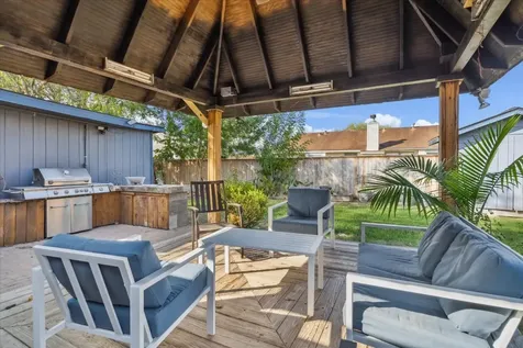 5923 Pine Needle Lane Pasadena TX 77505