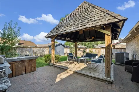 5923 Pine Needle Lane Pasadena TX 77505