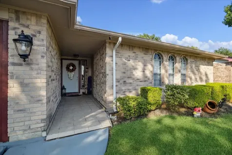 5923 Pine Needle Lane Pasadena TX 77505