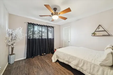 5923 Pine Needle Lane Pasadena TX 77505