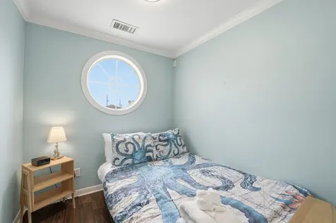 7712 Channelview Drive Galveston TX 77554