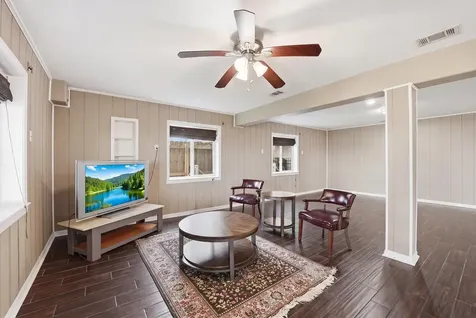 7712 Channelview Drive Galveston TX 77554