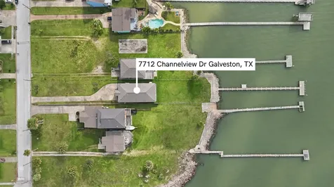 7712 Channelview Drive Galveston TX 77554