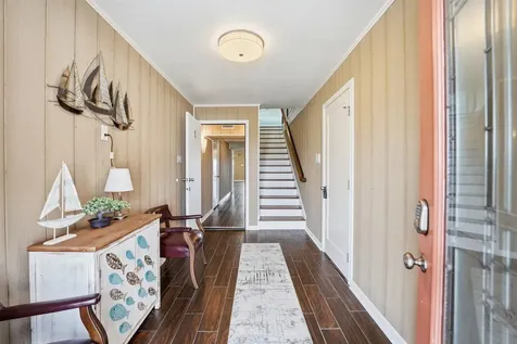 7712 Channelview Drive Galveston TX 77554