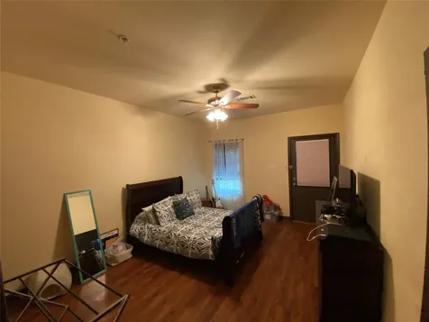1239 20th Street B Huntsville TX 77340