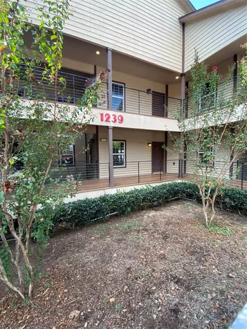1239 20th Street B Huntsville TX 77340
