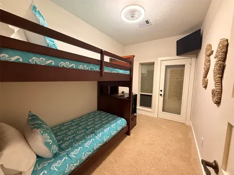 203 Kahmeha Drive Tiki Island TX 77554