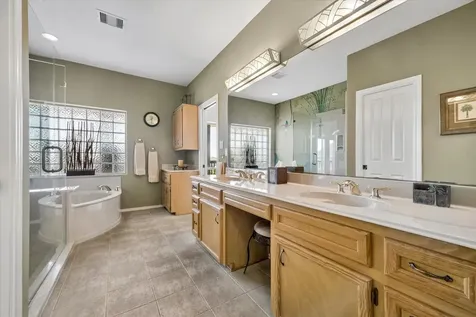 203 Kahmeha Drive Tiki Island TX 77554