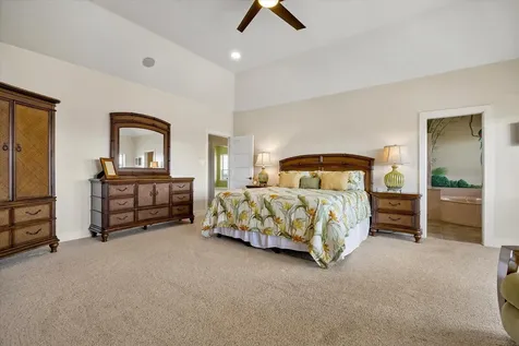 203 Kahmeha Drive Tiki Island TX 77554