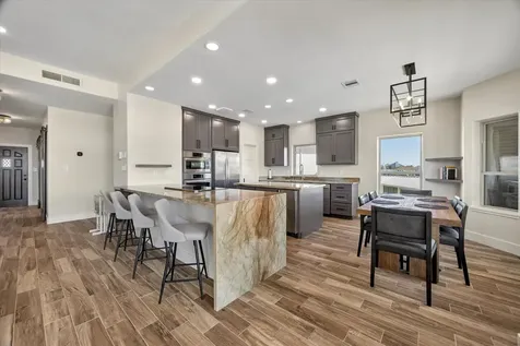 203 Kahmeha Drive Tiki Island TX 77554