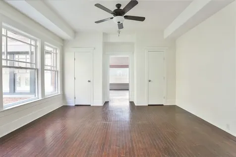 816 Hawthorne Street Houston TX 77006