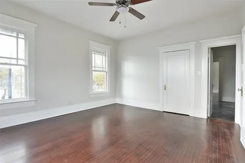 816 Hawthorne Street Houston TX 77006