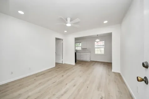 816 Hawthorne Street Houston TX 77006