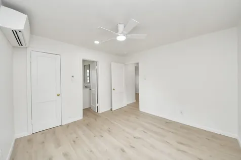 816 Hawthorne Street Houston TX 77006