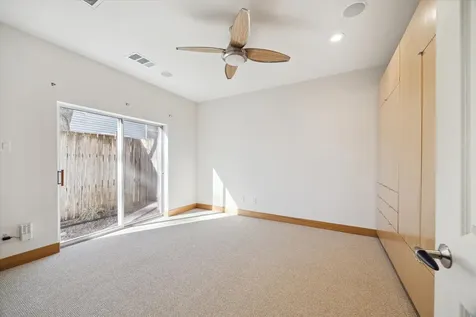 94 Drew Street C Houston TX 77006