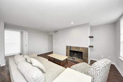 2333 Bering Drive 337 Houston TX 77057