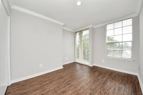 2333 Bering Drive 337 Houston TX 77057