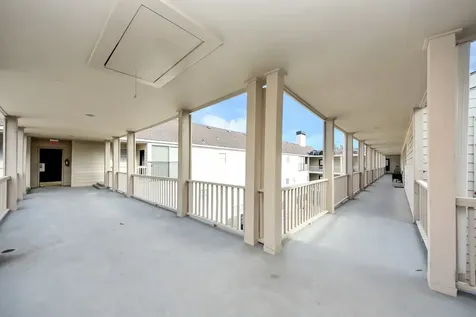 2333 Bering Drive 337 Houston TX 77057