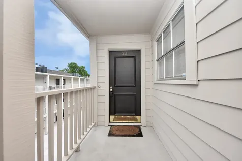 2333 Bering Drive 337 Houston TX 77057