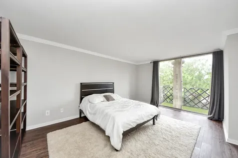 2333 Bering Drive 337 Houston TX 77057