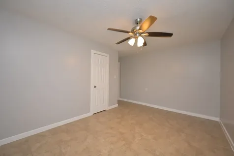 10338 Flaxman Street Houston TX 77029