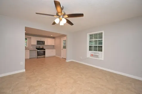 10338 Flaxman Street Houston TX 77029
