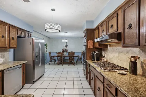 10922 Ivyridge Road Houston TX 77043