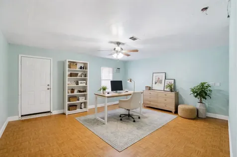 10922 Ivyridge Road Houston TX 77043