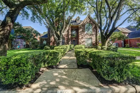 502 Lake Bend Drive Sugar Land TX 77479
