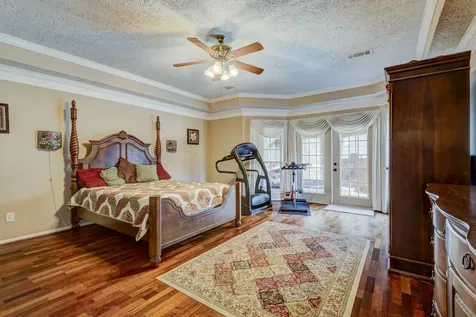502 Lake Bend Drive Sugar Land TX 77479