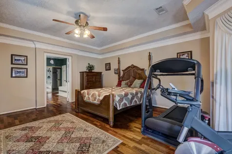 502 Lake Bend Drive Sugar Land TX 77479