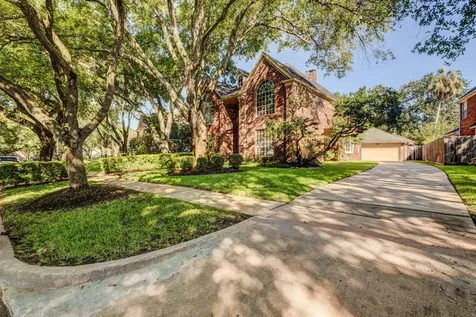 502 Lake Bend Drive Sugar Land TX 77479