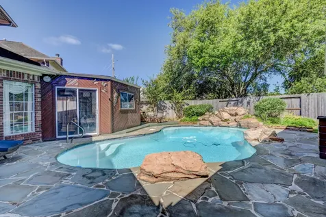 502 Lake Bend Drive Sugar Land TX 77479