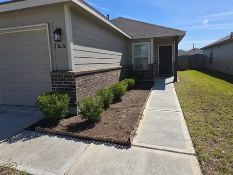 10626 Bird Of Paradise Lane Houston TX 77016