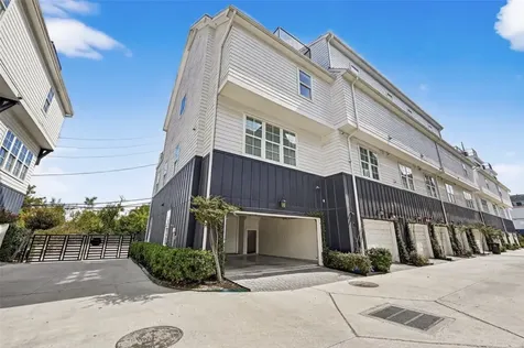 815 Bringhurst Street Houston TX 77020