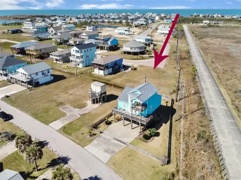 Lot 94 Camino Galveston TX 77554