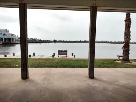 Lot 94 Camino Galveston TX 77554