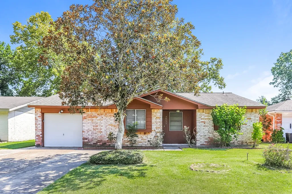 16635 David Glen Drive Friendswood TX 77546