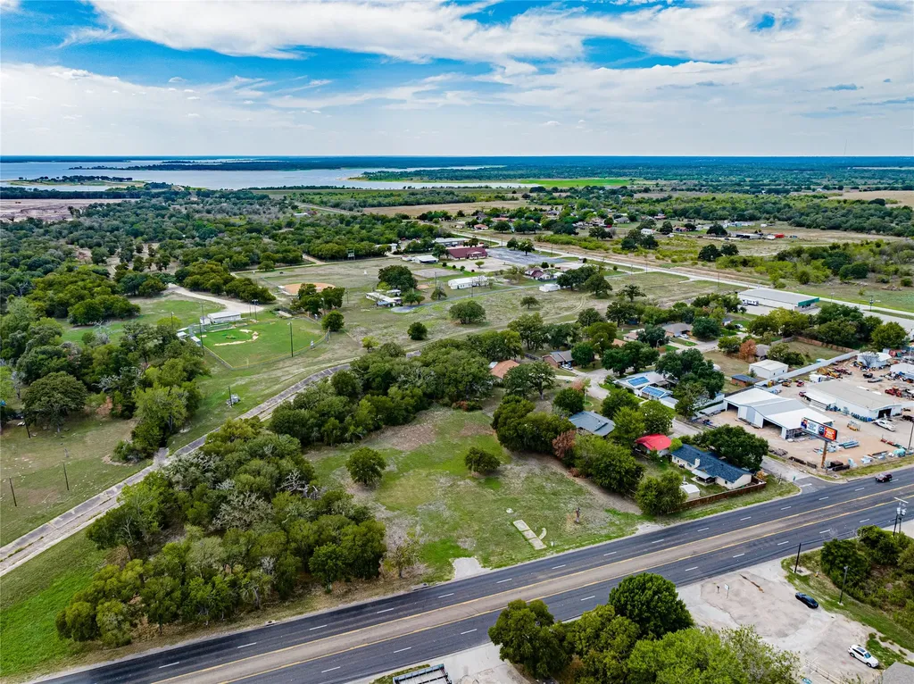 16966 State Highway 36 S Somerville TX 77879