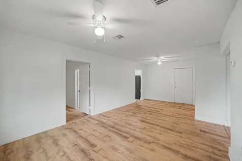 5505 Southlea Street Houston TX 77033