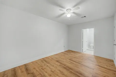 5505 Southlea Street Houston TX 77033