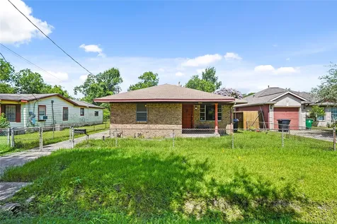2315 Leffingwell Street Houston TX 77026